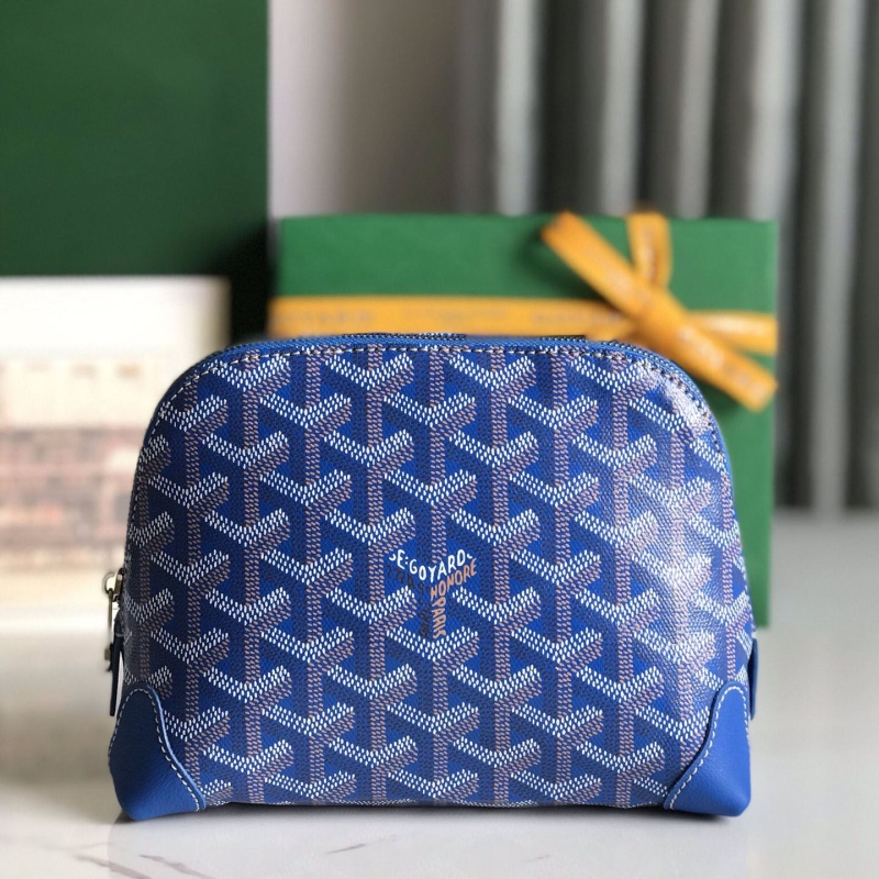 Go*ard clutch bags